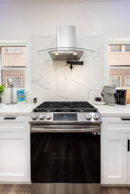 Modern 3br Luxury House With Jacuzzi Apartment